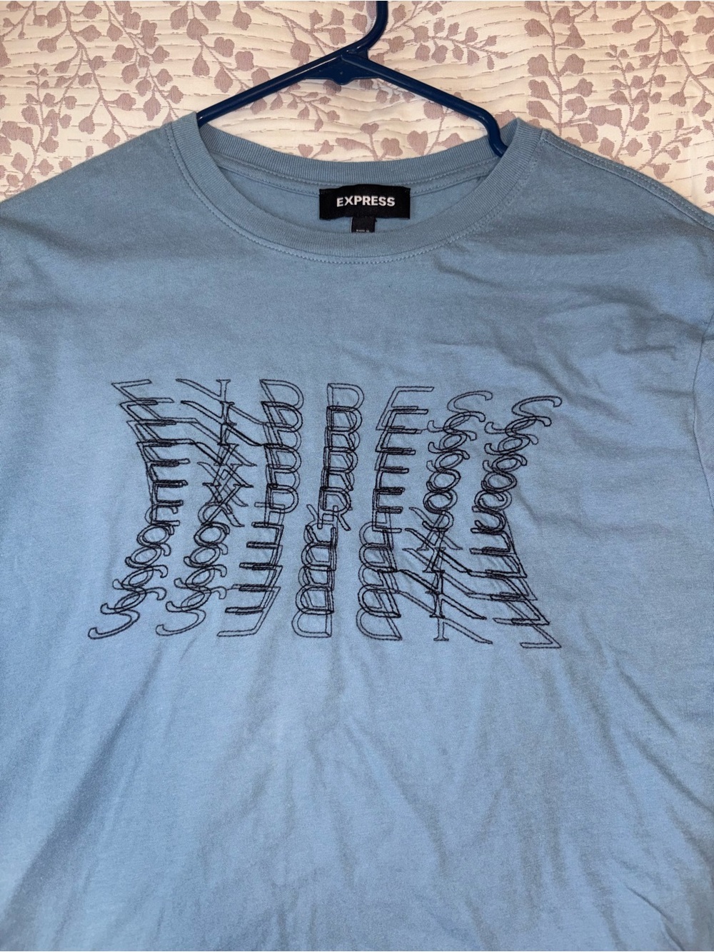 Express Men's Sky Blue Short Sleeve Tee with Black Graphic